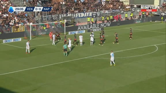 ¡Lo tuvo Napoli! Haps evitó sobre la línea el gol de Rrahmani en la Serie A