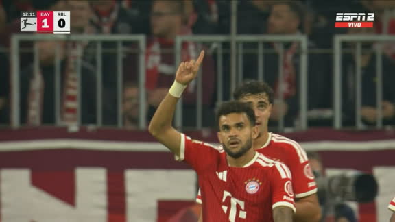 Lo sufre Demichelis: golazo de Lucho Díaz para el 1-0 de Bayern Munich