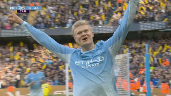 ¡Apareció el goleador! Haaland y un cabezazo letal para el 2-1