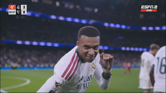 Otro golazo más: Mbappé la picó para el 3-0 del Real Madrid