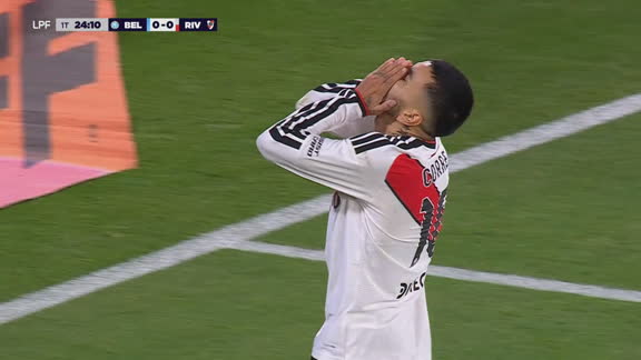 ¡Puntín de Correa y atajadón de Cardozo para ahogar el grito de gol de River!