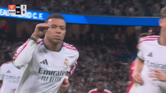¡Mbappé firma el tercero del Real Madrid con una Panenka!