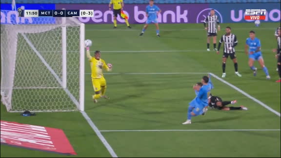Gabriel Delfim y dos atajadas brillantes para salvar a Atlético Mineiro