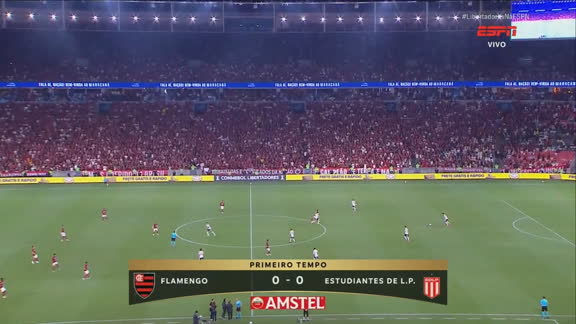 Bola em jogo! Flamengo e Estudiantes decidem quem vai à final da Libertadores