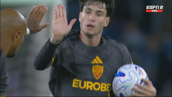 ¡Golazo de Matías Soulé para que la Roma sueñe con el empate