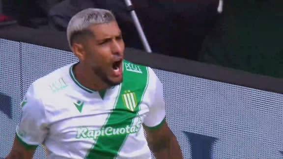 ¡Pegó Banfield! Rocky Balboa puso el 1-0 contra Lanús