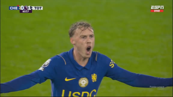Otra mala para Chelsea: expulsado Cole Palmer por doble amarilla