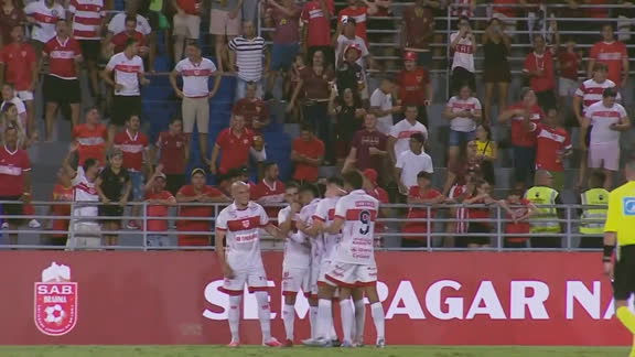 GOLAÇO DO CRB! Danielzinho bate com categoria de fora da área e faz pintura contra o Londrina na Série B