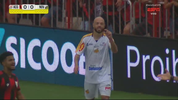 Salva, Paulo Vitor! Carlão quase abre o placar para o Novorizontino, mas goleiro salva o Atlético-GO
