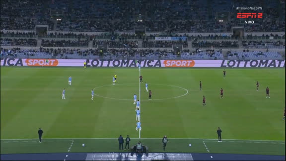 Começa o jogo! Lazio recebe o Parma pela 8ª rodada do Campeonato Italiano; VEJA