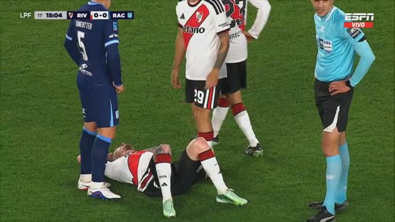 Malas noticias para River: Aníbal Moreno salió lesionado ante Racing