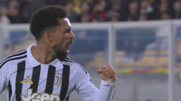 Douglas Luiz amplió la ventaja de Juventus
