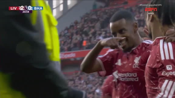 Gol do Liverpool! Isak aproveita linda roubada de bola de Barcola e amplia contra o Brighton na Premier League