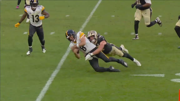 Aaron Rodgers mueve las canedas para Pittsburgh