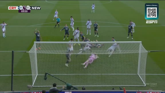 Crystal Palace perde CHANCE INCRÍVEL na pequena área após pequeno MILAGRE do goleiro do Newcastle