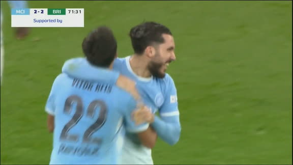 Gol brasileiro para o Manchester City? Vitor Reis desvia cobrança de falta de Cherki e empata contra o Brighton