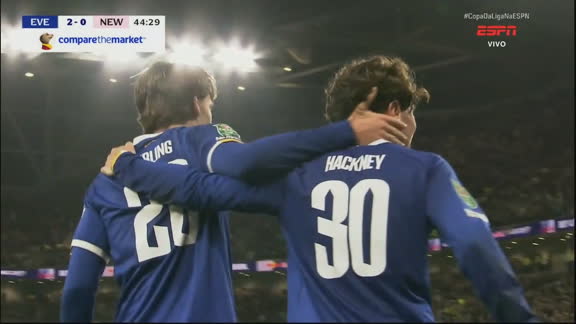 Gol do Everton! O contra-ataque mortal que ampliou vantagem contra o Newcastle na Copa da Liga Inglesa