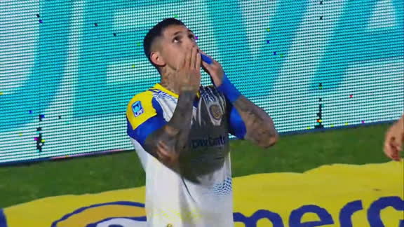 ¡Se quedó en el área y tuvo premio! Ávila empató para Rosario Central
