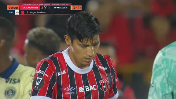 Doble amarilla  para Angel Zaldivar al 90+1 sale el jugador de LDA