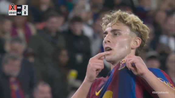 ¡Fermín amplía para el Barça de un ángulo alienígena!