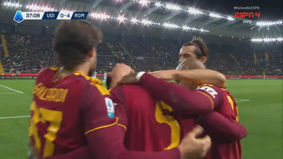 Goleada da Roma! Após escanteio, Ndicka cabeceia e faz 4 a 0 na Udinese ainda no primeiro tempo