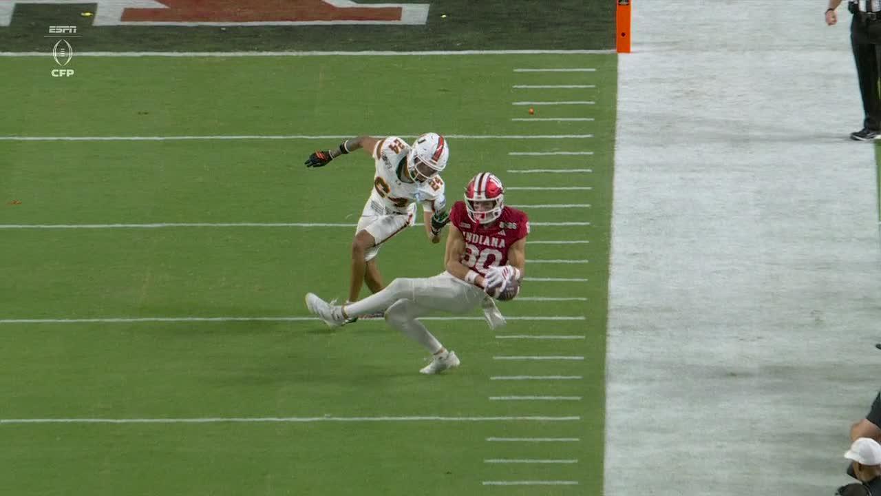 Fernando Mendoza connects with Charlie Becker on fourth down to keep Indiana's drive alive. — Article image accompanying Indiana's Charlie Becker makes an amazing sideline grab on 4th-and-5 on WagerUp Sports News.