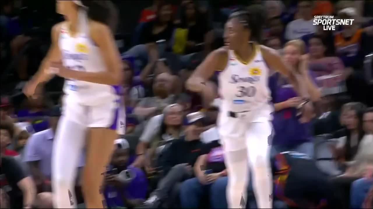 Nneka Ogwumike nails it from behind the arc