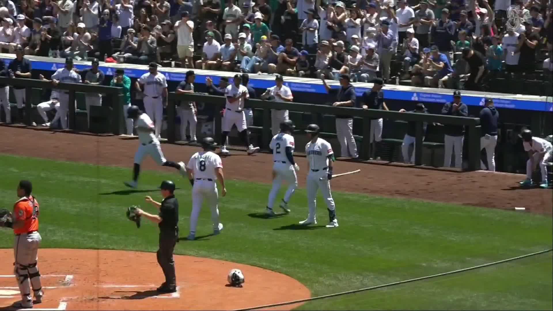 Colt Emerson hits an RBI single