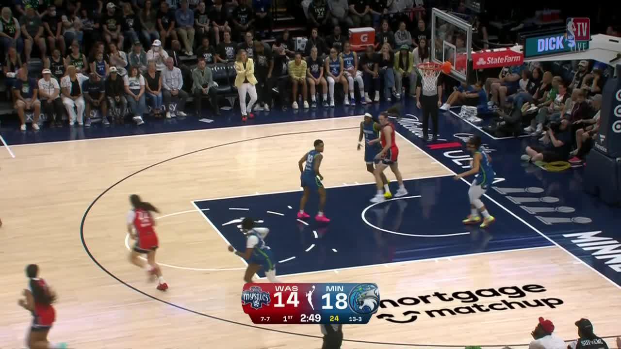 Lucy Olsen sinks it from downtown