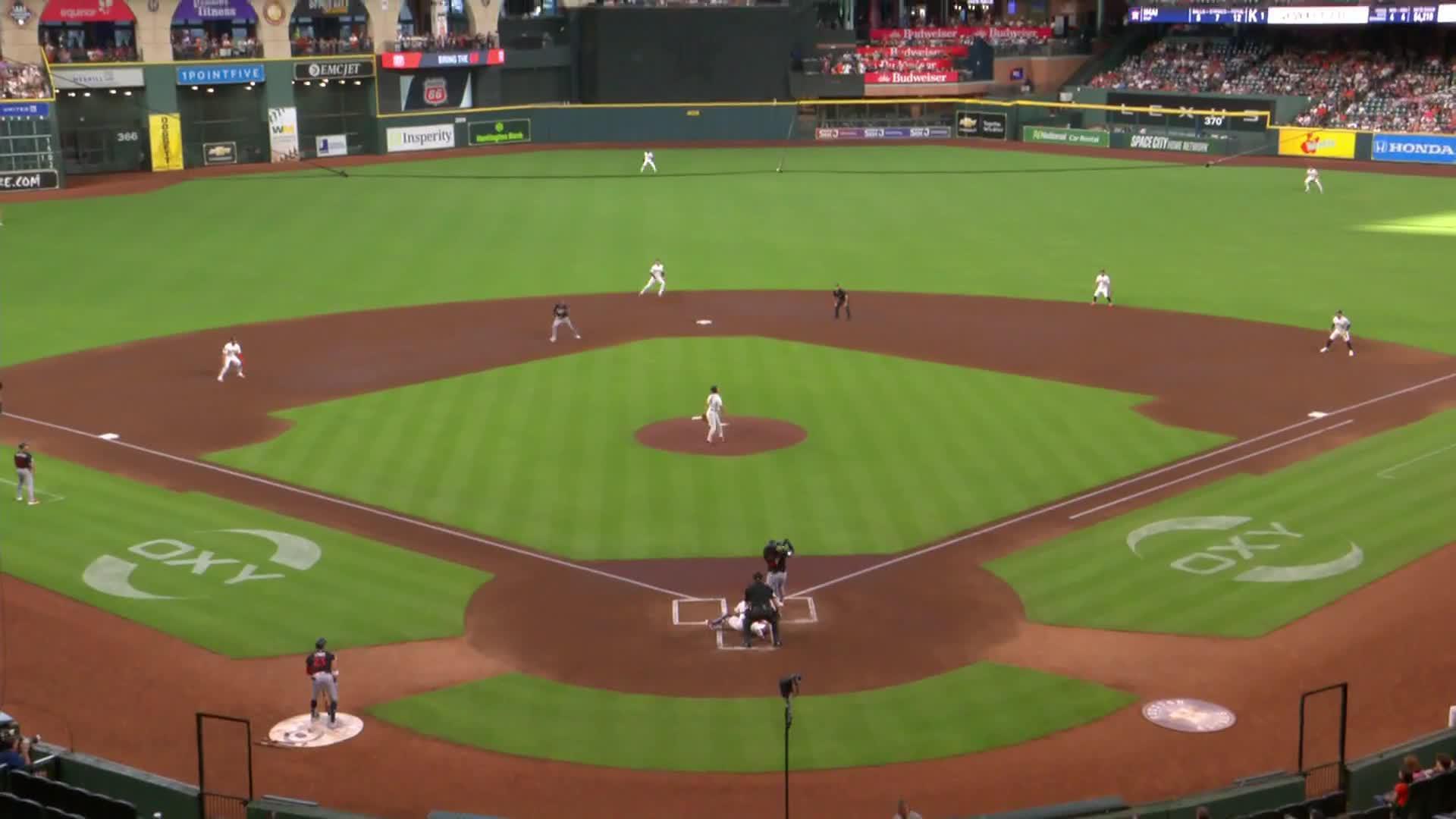 Josh Bell crushes a home run