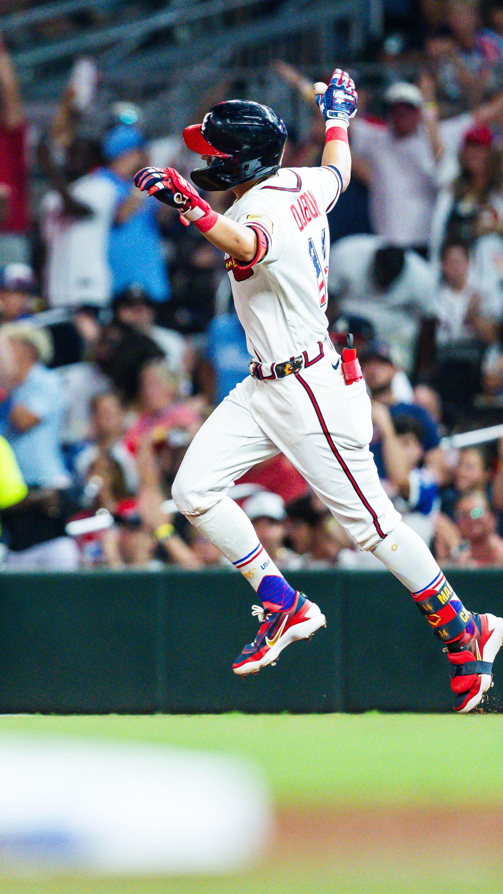 Mike Yastrzemski - Atlanta Braves Left Fielder - ESPN