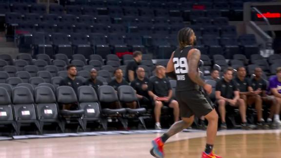 RJ Davis' corner three forces Lakers to rethink defense