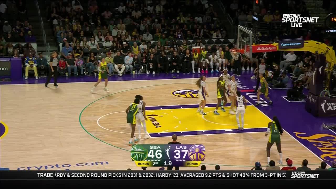 Natisha Hiedeman knocks down the shot