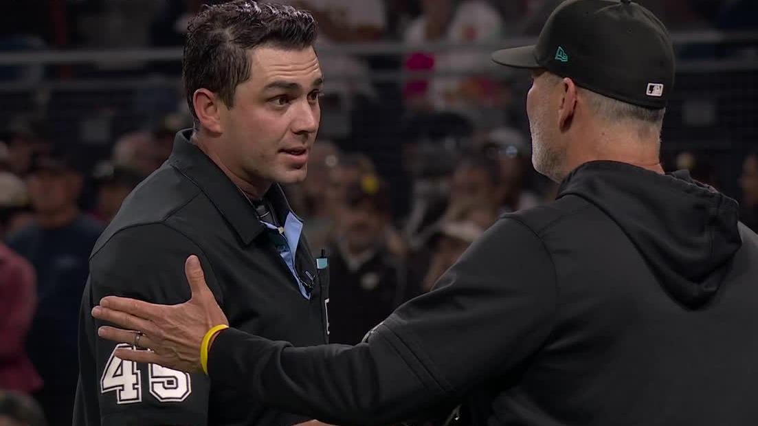 Torey Lovullo ejected by ump for arguing balk