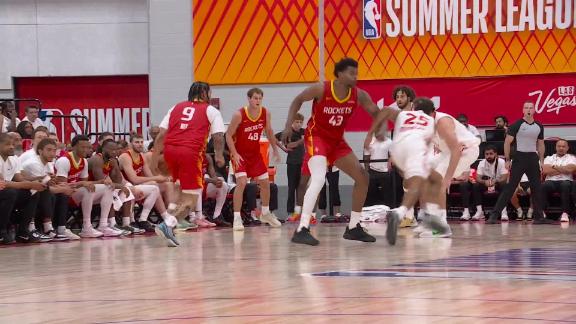 Raptors rookie Daishen Nix nails three-pointer
