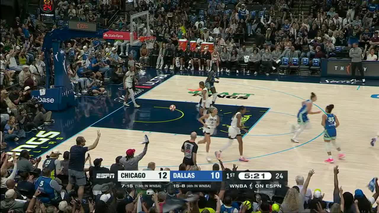 Paige Bueckers finds Azzi Fudd for a Wings trey