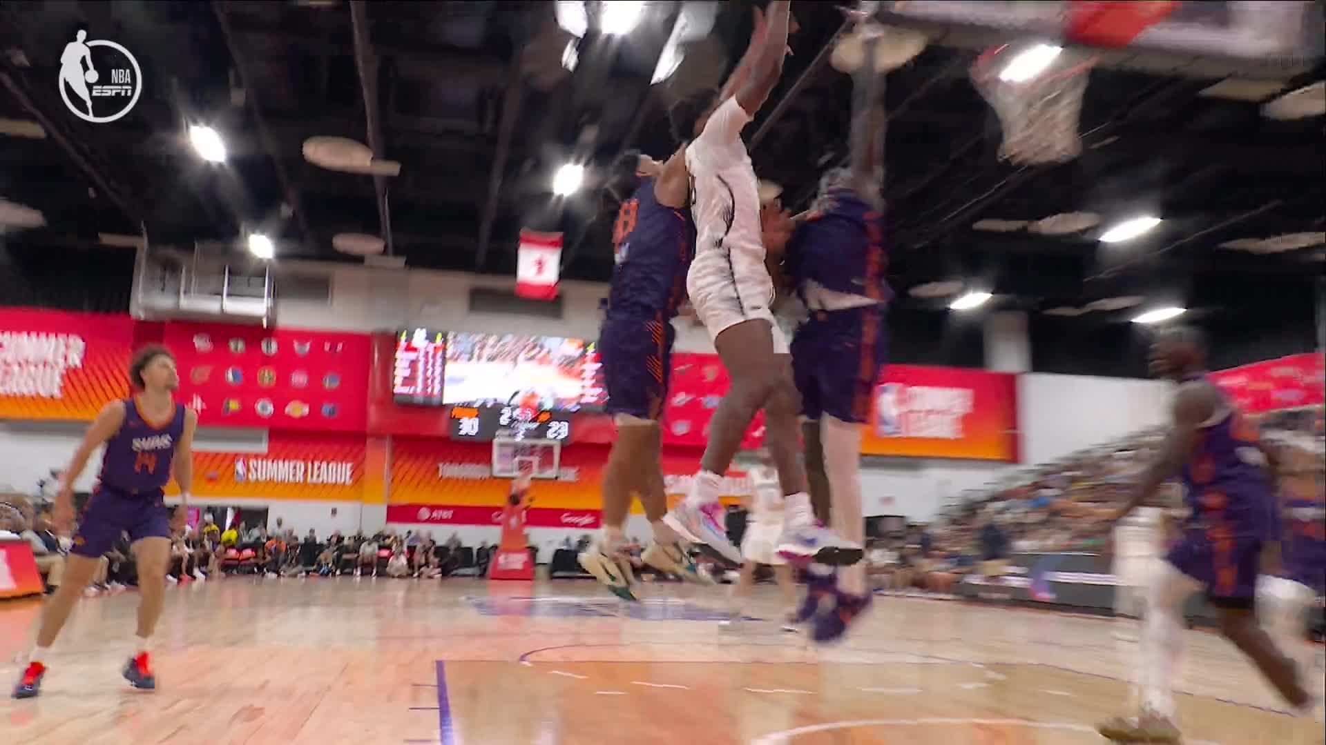 Malik Dia gets the hoop and the harm
