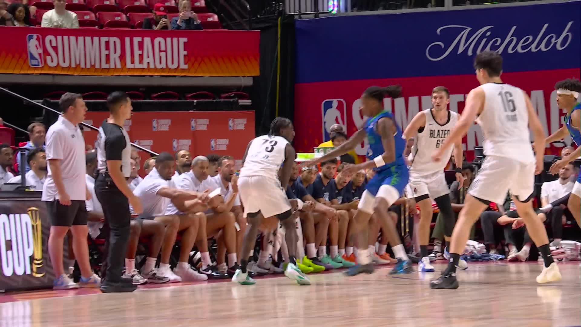 Kira Lewis Jr. shows off the range on 3-pointer