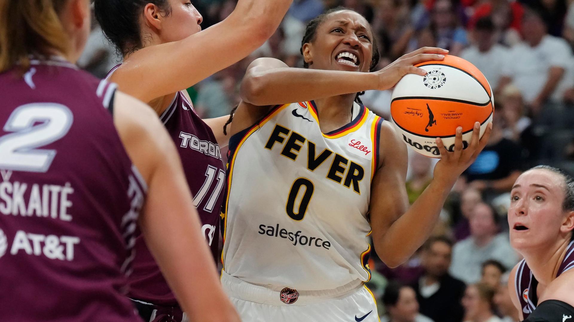 Kelsey Mitchell drops 29 for Fever in road win