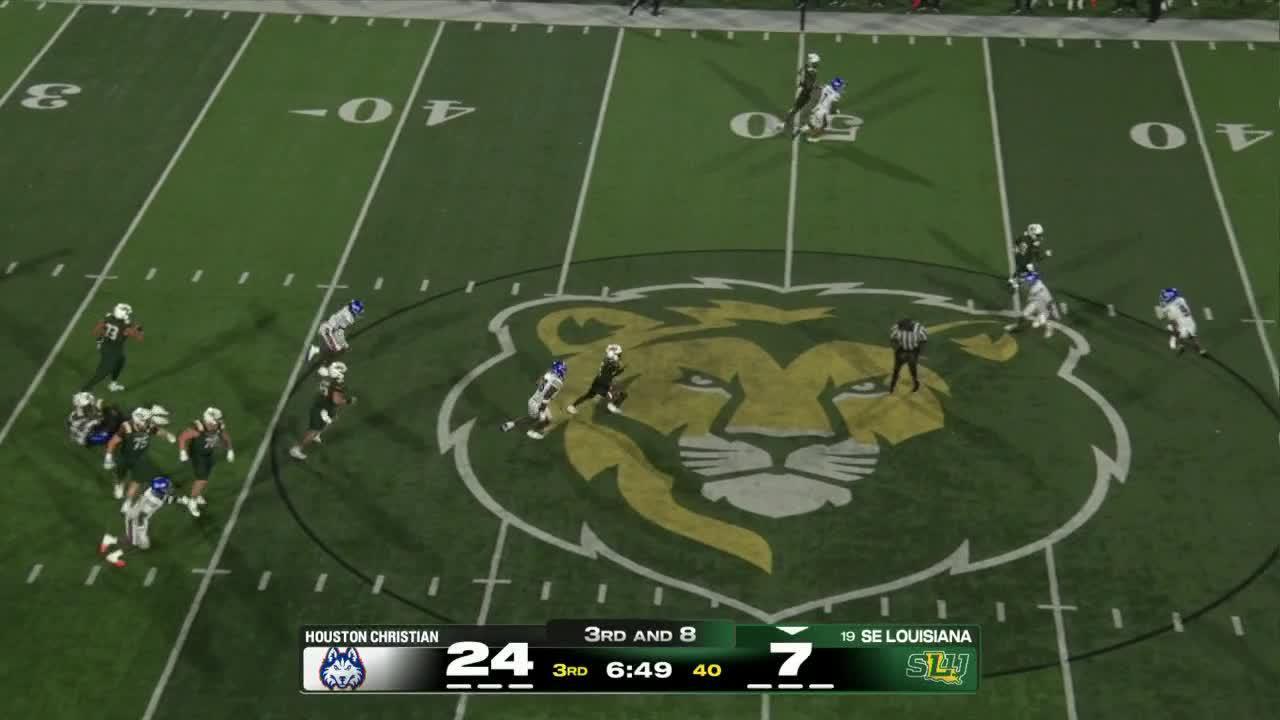 Cutter Stewart returns from junior college ranks, leads Houston Christian past SE Louisiana 34-28