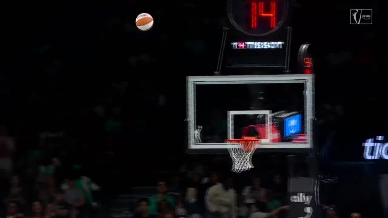 Jonquel Jones drains 3