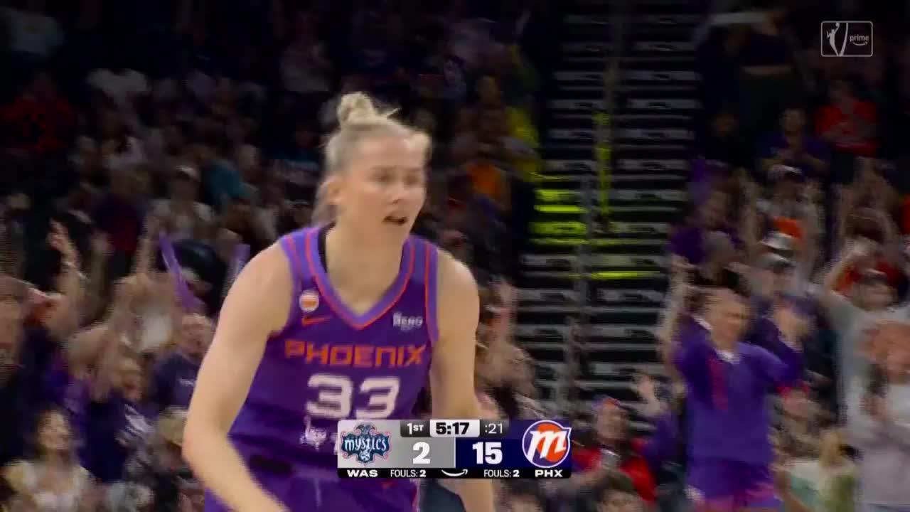 Sami Whitcomb drains trey