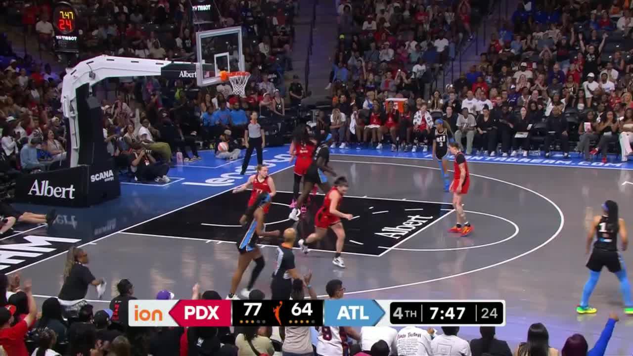 Rhyne Howard drains 3-pointer