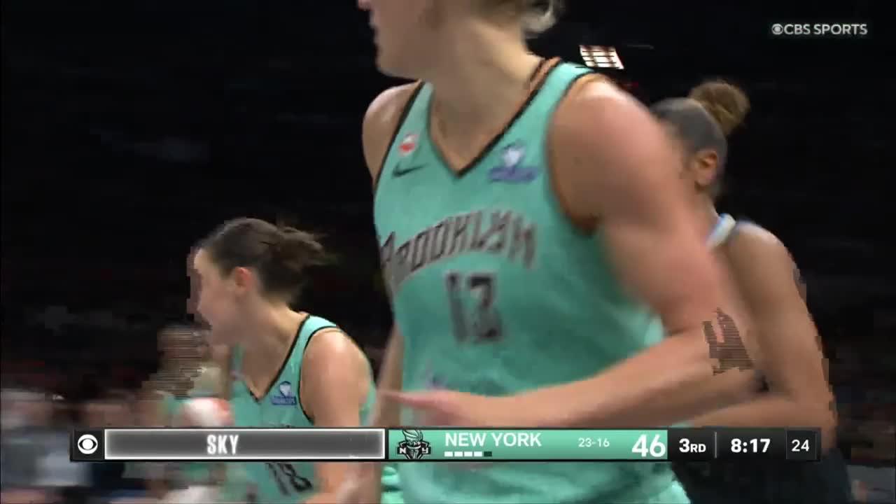 Sydney Taylor hits the triple