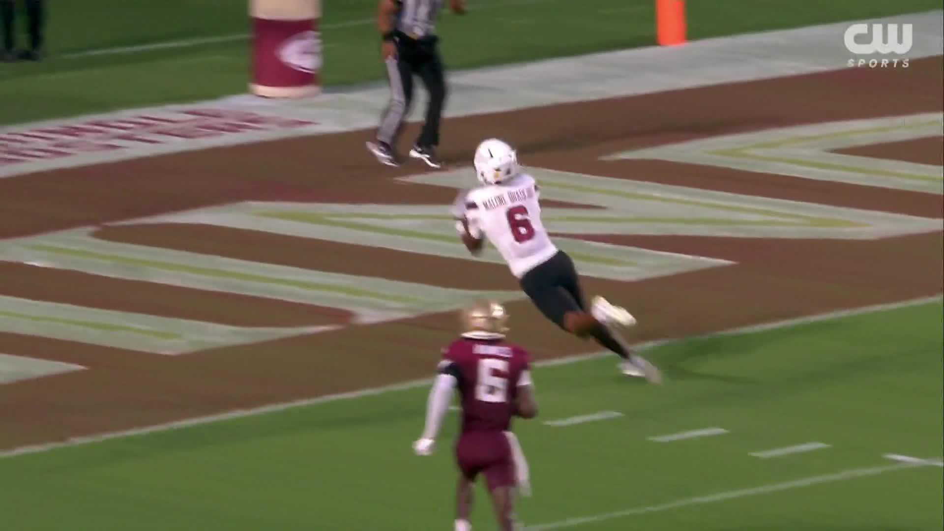 Hedden finds Malone-Bradford for a New Mexico 33-yard TD