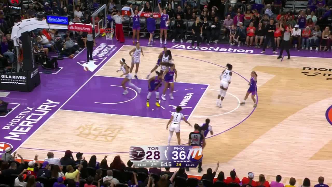 Kara Dunn knocks down the trey