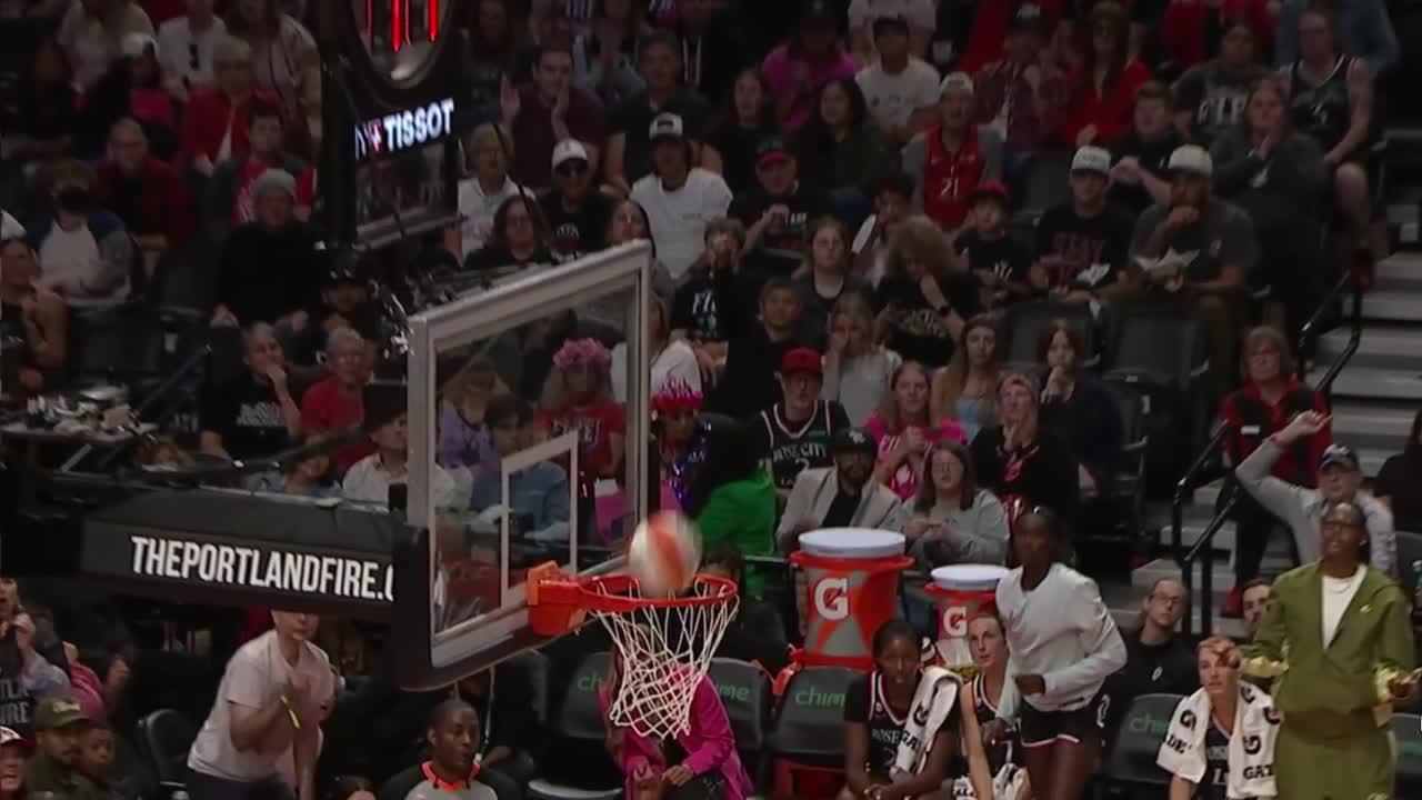 Jordan Harrison nails the triple