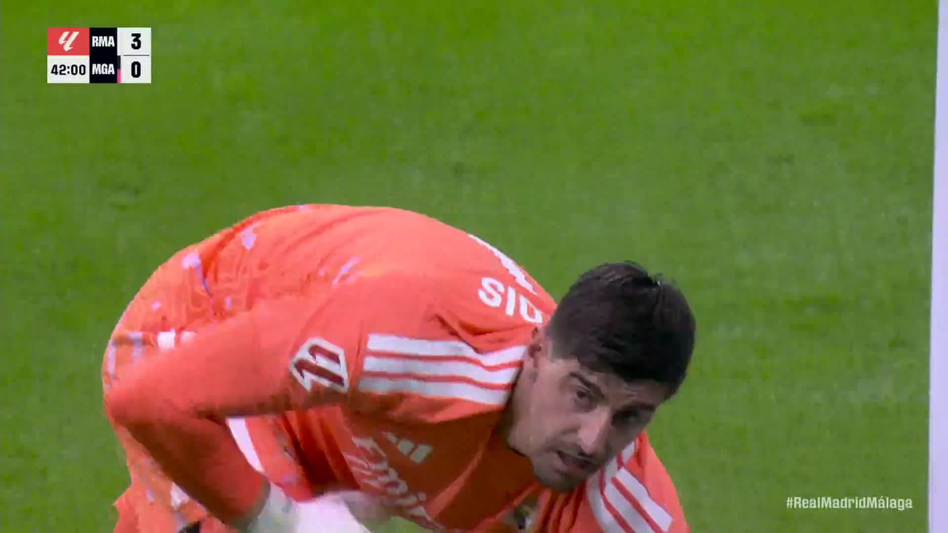 Real Madrid vs. Málaga - Game Highlights