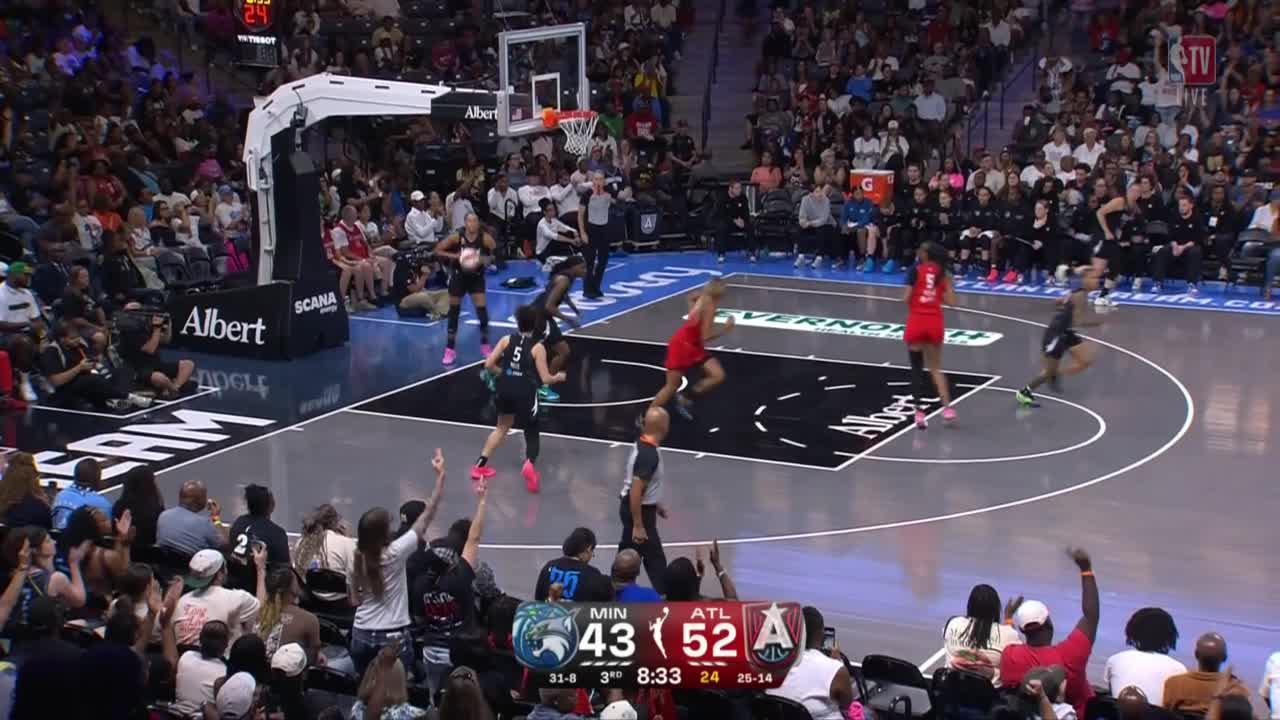Allisha Gray nails the trey