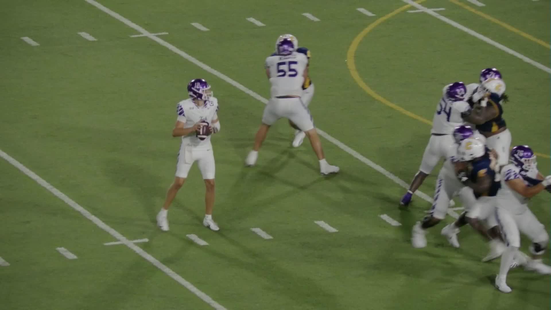 Jax Leatherwood throws 2 TD passes, defense provides spark in Tennessee Tech's win over Chattanooga